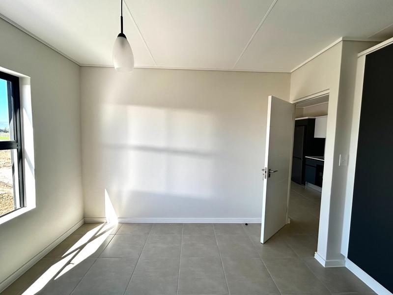 To Let 1 Bedroom Property for Rent in The Huntsman Western Cape